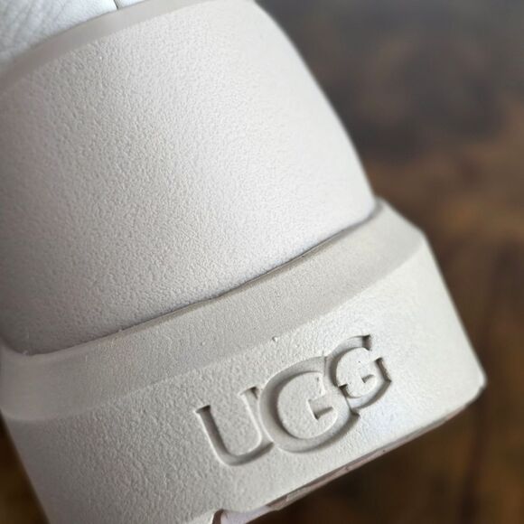 UGG Neumel High Weather Hybrid Birch White Pepper Leather Boots Women's 8 New LE - Picture 9 of 14